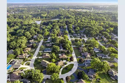 10S240 Hampshire Lane W, Willowbrook, IL 60527 - Photo 37