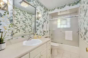 10S240 Hampshire Ln W, Willowbrook, IL 60527 - Photo 19