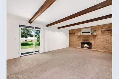 10S240 Hampshire Lane W, Willowbrook, IL 60527 - Photo 15