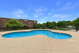 4525 Blackhawk Ln, Lisle, IL 60532 - Photo 57