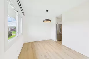 4525 Blackhawk Ln, Lisle, IL 60532 - Photo 13