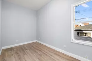 10521 S Edbrooke Ave, Chicago, IL 60628 - Photo 29