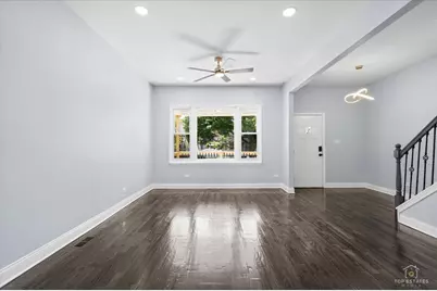 10521 S Edbrooke Avenue, Chicago, IL 60628 - Photo 5