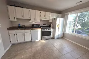 953 Brunswick Cir, Schaumburg, IL 60193 - Photo 7