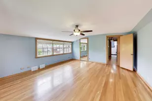 1646 N 18th Ave, Melrose Park, IL 60160 - Photo 15