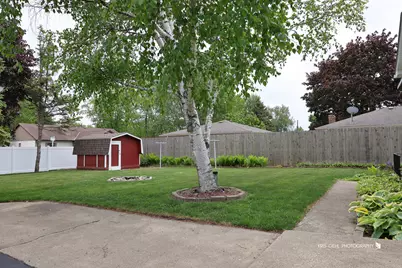 539 Thompson Avenue, Winthrop Harbor, IL 60096 - Photo 19