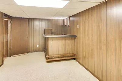 1602 Hills Avenue, Des Plaines, IL 60016 - Photo 23
