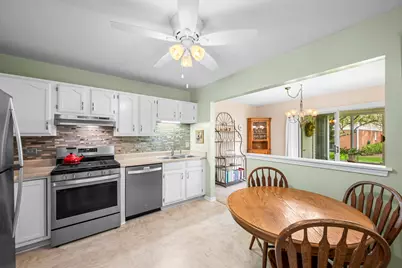 1309 Nutmeg Court #A, Mount Prospect, IL 60056 - Photo 9