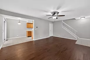 212 Amherst Ct, Bloomingdale, IL 60108 - Photo 11