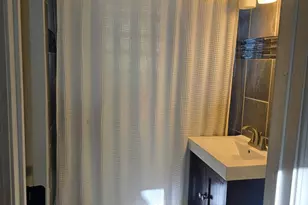 1407 N Oak Ave, Round Lake Beach, IL 60073 - Photo 11