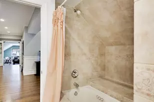 1414 Canterbury Ln, Glenview, IL 60025 - Photo 27