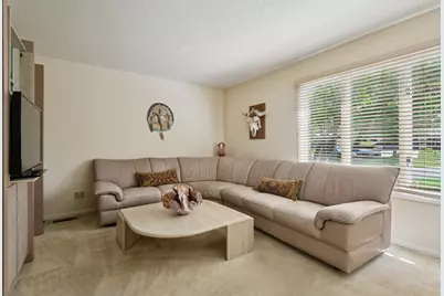4568 Lindenwood Lane, Northbrook, IL 60062 - Photo 9