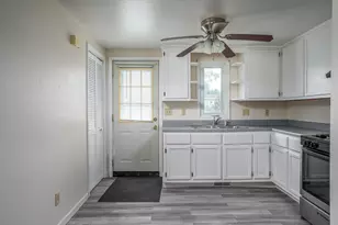 815 7th St, Colona, IL 61241 - Photo 3