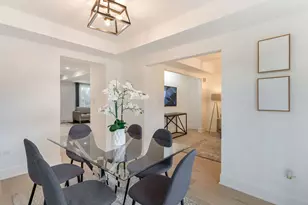 5232 Greenwood St, Skokie, IL 60077 - Photo 11