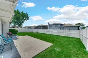 20124 Dolphin Ave, Lynwood, IL 60411 - Photo 21