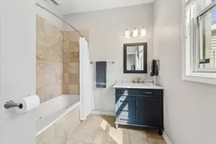 1517 W Fry St, Chicago, IL 60642 - Photo 11