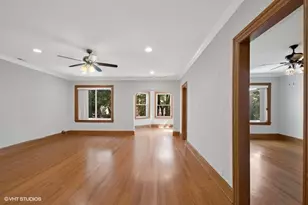 2717 W Argyle St, Chicago, IL 60625 - Photo 3