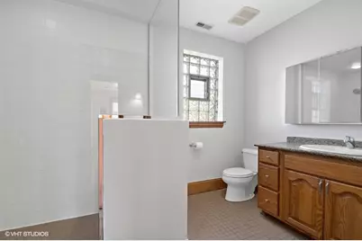 2717 W Argyle Street #2, Chicago, IL 60625 - Photo 15