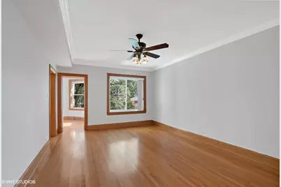 2717 W Argyle Street #2, Chicago, IL 60625 - Photo 9