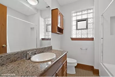 2717 W Argyle Street #2, Chicago, IL 60625 - Photo 19