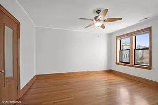 2717 W Argyle St, Chicago, IL 60625 - Photo 17