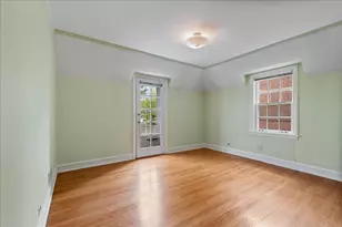 2925 W Greenleaf Ave, Chicago, IL 60645 - Photo 13