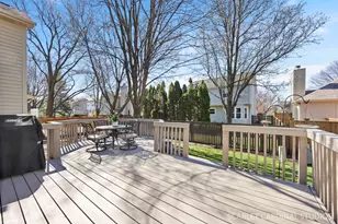 94 Townsend Cir, Naperville, IL 60565 - Photo 19