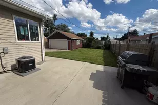 6507 W 41st St, Stickney, IL 60402 - Photo 21