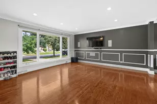 9632 Kilpatrick Ave, Oak Lawn, IL 60453 - Photo 3
