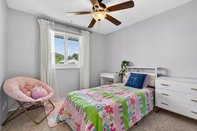 1650 Castbourne Court, Wheaton, IL 60189 - Photo 25
