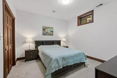 6843 N Kilpatrick Avenue, Lincolnwood, IL 60712 - Photo 47