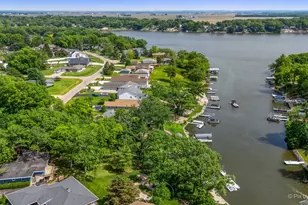 368 Holiday Dr, Lake Holiday, IL 60552 - Photo 9