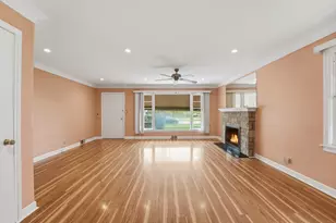 306 W Lonnquist Blvd, Mount Prospect, IL 60056 - Photo 5