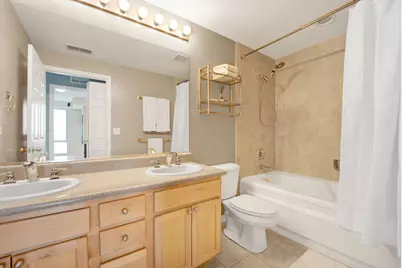 343 W Old Town Court #504, Chicago, IL 60610 - Photo 11