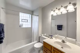 6711 N Sheridan Rd, Chicago, IL 60626 - Photo 11