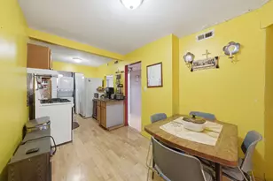 7420 W 64th Pl, Summit, IL 60501 - Photo 7