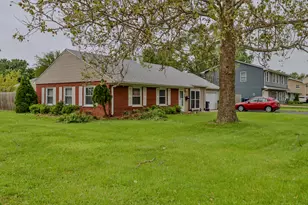 10147 W 151st St, Orland Park, IL 60462 - Photo 3