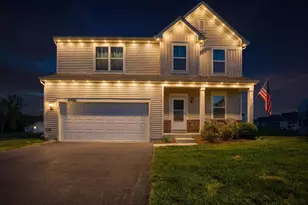 4706 Fox Trail Ct, Wonder Lake, IL 60097 - Photo 3