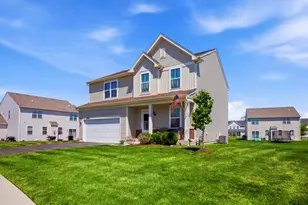 4706 Fox Trail Ct, Wonder Lake, IL 60097 - Photo 5