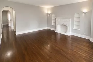 8146 S Maryland Ave, Chicago, IL 60619 - Photo 5