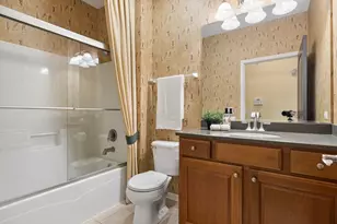 2893 Bond Cir, Naperville, IL 60563 - Photo 19