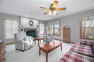 16200 Kingsport Rd, Orland Park, IL 60467 - Photo 3