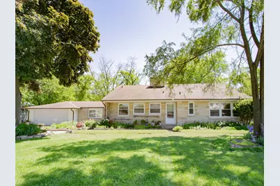 2521 Seminary Avenue, Des Plaines, IL 60016 - Photo 1