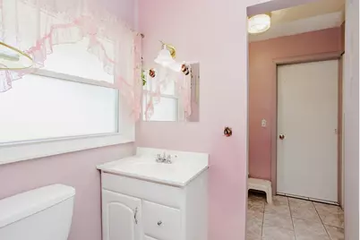 2521 Seminary Avenue, Des Plaines, IL 60016 - Photo 9