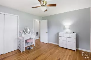 602 E 2nd St, Gilman, IL 60938 - Photo 25