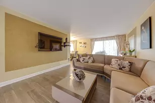 1500 Harbour Dr, Wheeling, IL 60090 - Photo 9
