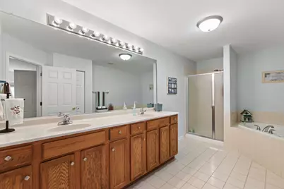 1116 Loganbury Court, Elgin, IL 60120 - Photo 19