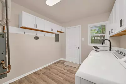 11660 S Harry J Rogowski Drive, Merrionette Park, IL 60803 - Photo 17