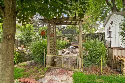 501 N Douglas Avenue, Arlington Heights, IL 60004 - Photo 31