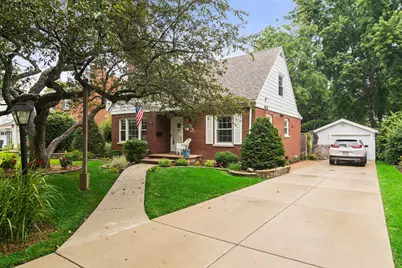 501 N Douglas Avenue, Arlington Heights, IL 60004 - Photo 3